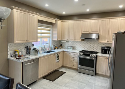 A before picture of a kitchen prior to renovation by Titan Cabinetry
